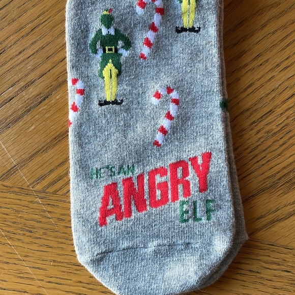 American Eagle Elf the Movie Crew Socks One Size NWT - Picture 3 of 3